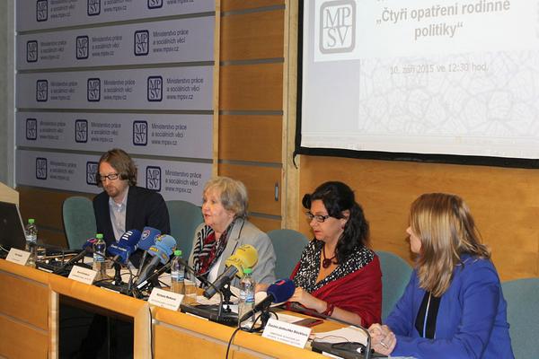Tisková konference MPSV "Čtyři opatření rodinné politiky" Praha, 10. září 2015. Foto: MPSV